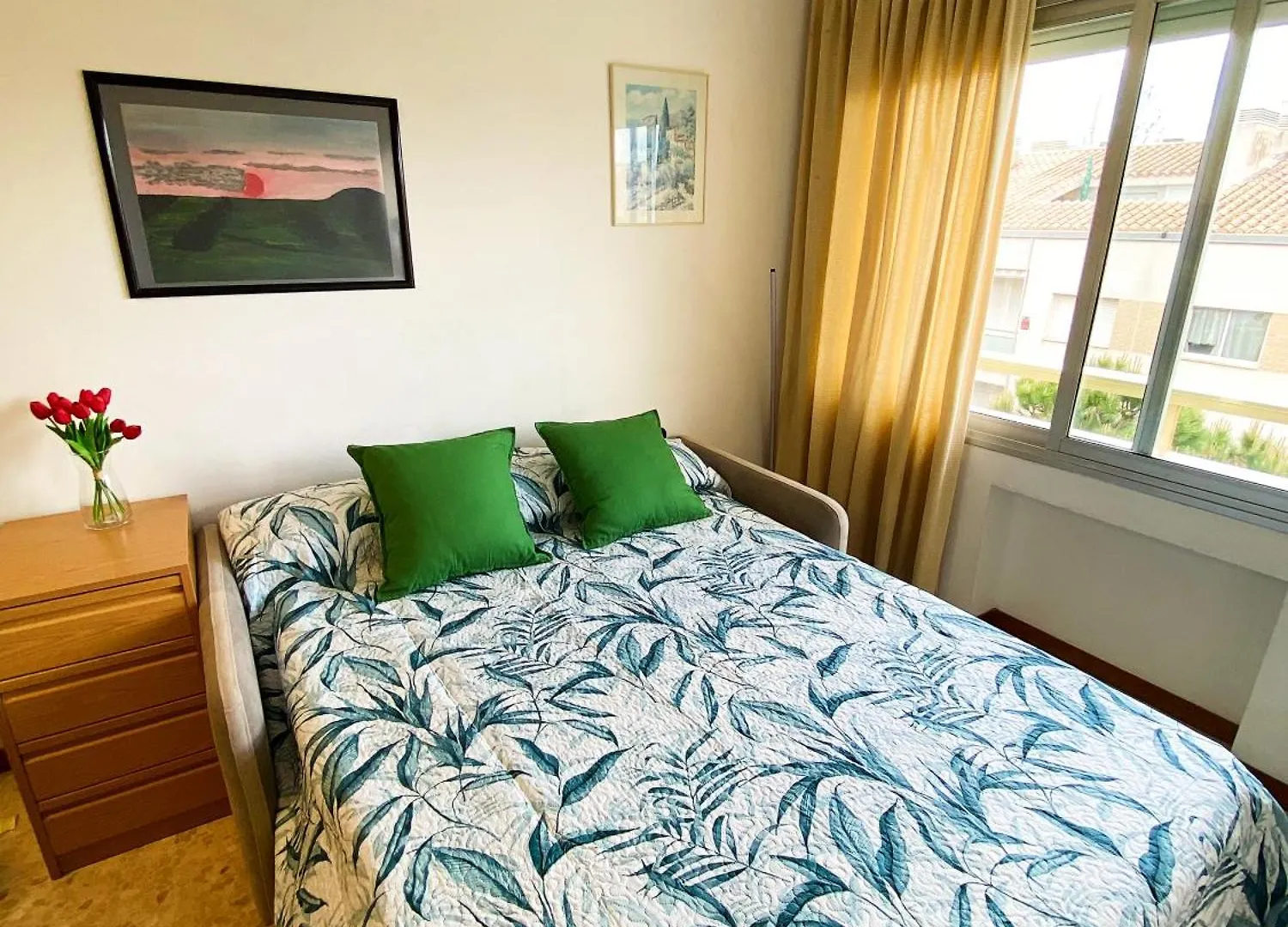 Apartamento Con Piscina En La Playa De Fenals Lloret de Mar Apartment