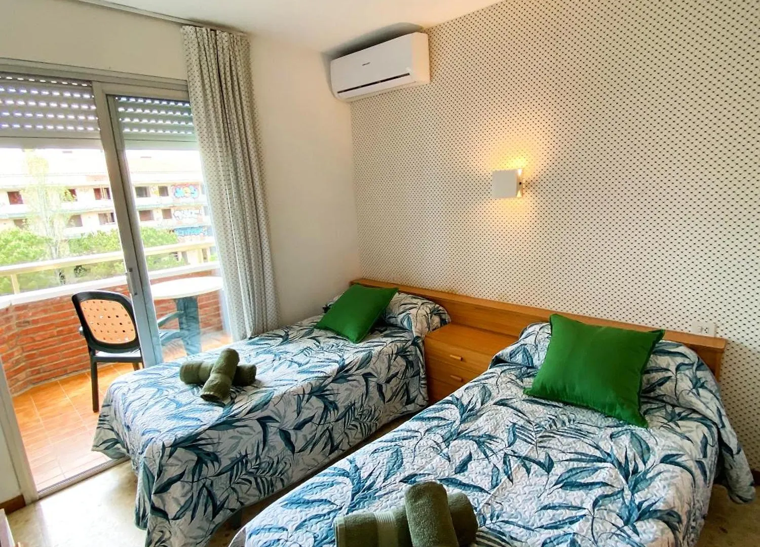Apartamento Con Piscina En La Playa De Fenals Lloret de Mar 0*,